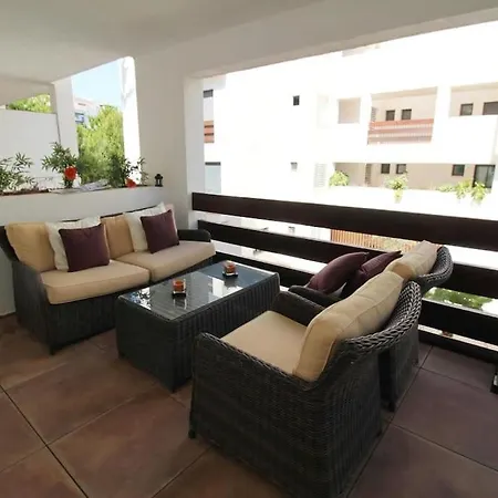 Amplio Piso Con Parking Y Piscina Cerca Del Mar Apartment