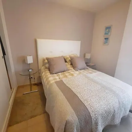 Apartment Amplio Piso Con Parking Y Piscina Cerca Del Mar *